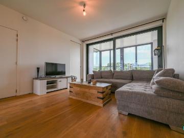 Ruim tweeslaapkamer appartement met zicht op het water