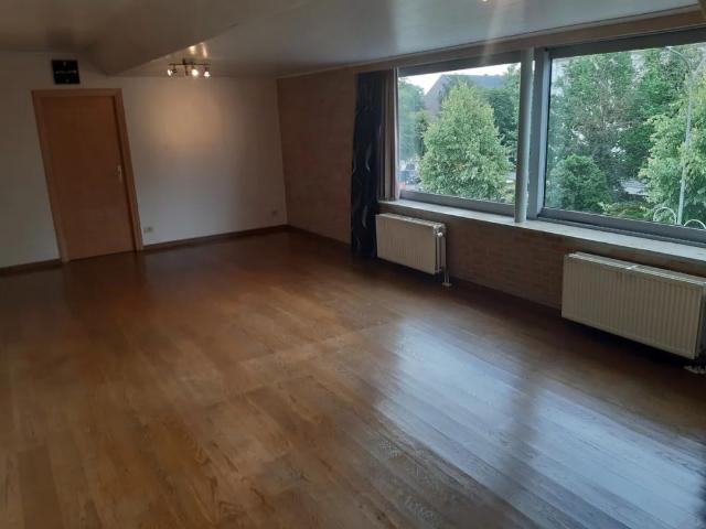 Ruim wonen > 130 m² op de tweede verdieping