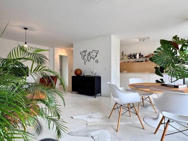 Ruim 102m² appt met garage en 3 slks in Sint Amandsberg