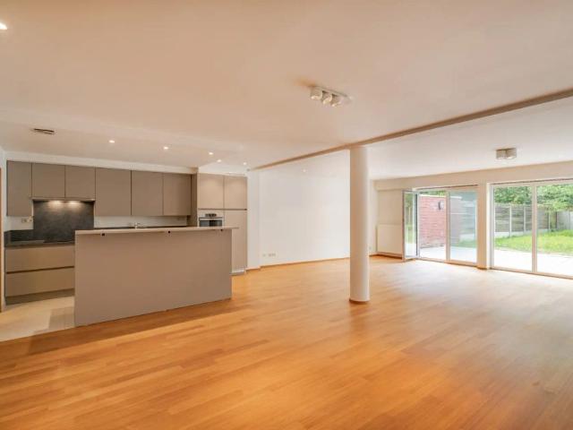 Ruim 2 slaapkamer appartement te Kessel Lo