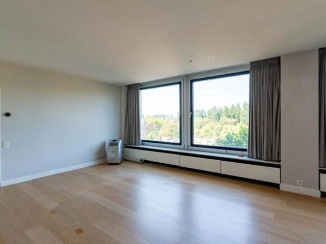 Ruim 2 slaapkamer appartement met ruim terras!