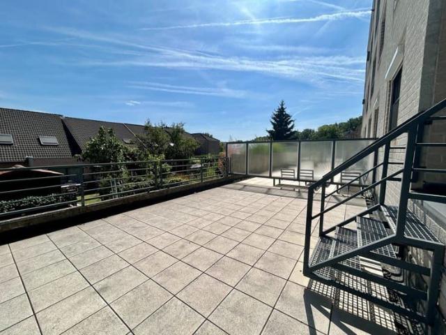 Ruim 2 slaapkamerappartement met groot terras in Kessel Lo
