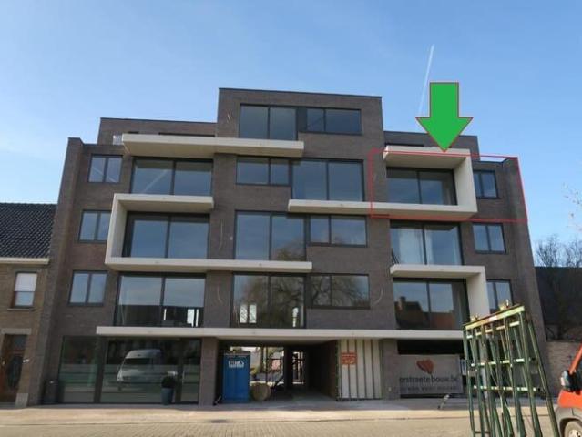 Ruim 2 slaapkamerappartement op de Markt in Houthulst