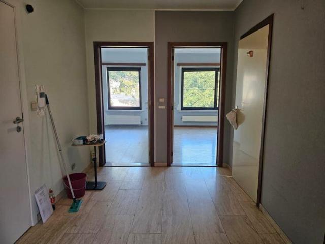 RUIM 2 SLPK APPARTEMENT MET GARAGE EN GROTE ZOLDER
