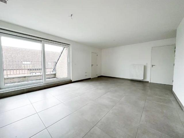 Ruim 2slpk appartement in het centrum van Waarschoot