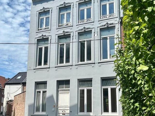 Ruim 3 slaapkamerappartement, ideaal voor cohousing, in h.