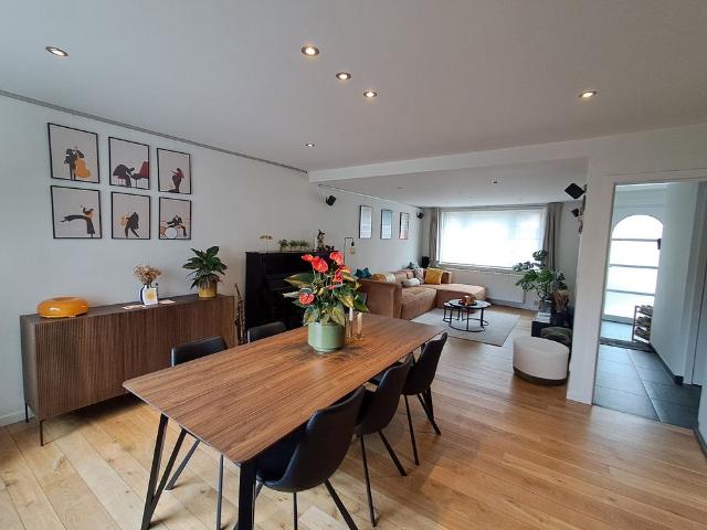 Ruime woning in Sint Kruis