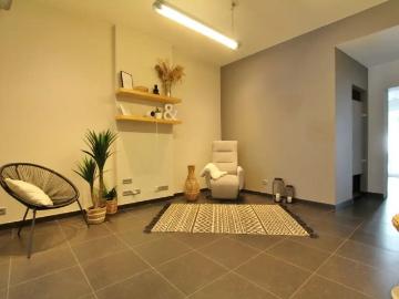 Ruime woning met veel lichtinval en een zonnige stadstuin op wandelafstand van het centrum