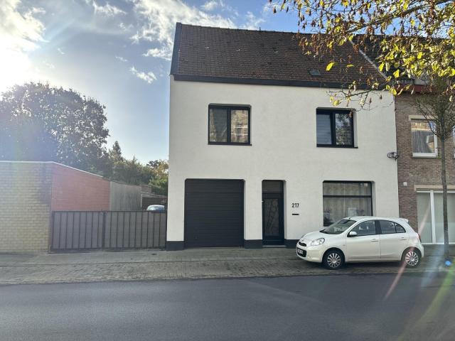 Ruime woning met 4 slaapkamers in Brugge