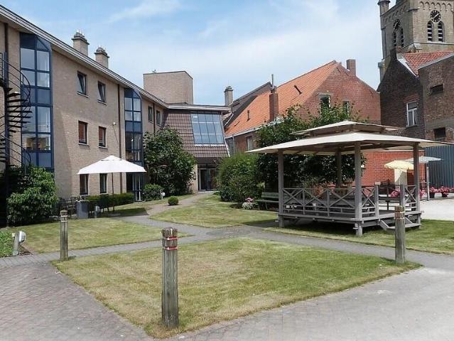 Ruime assistentiewoning met 1 slaapkamer te huur in Aartrijke Zedelgem