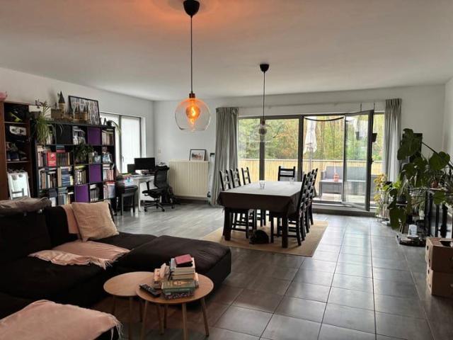Ruime bel etage met 3 slaapkamers
