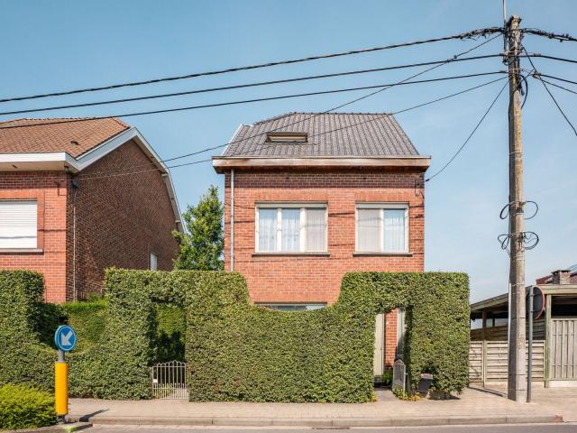 Ruime en gezellige woning met 4 slaapkamers in het centrum v