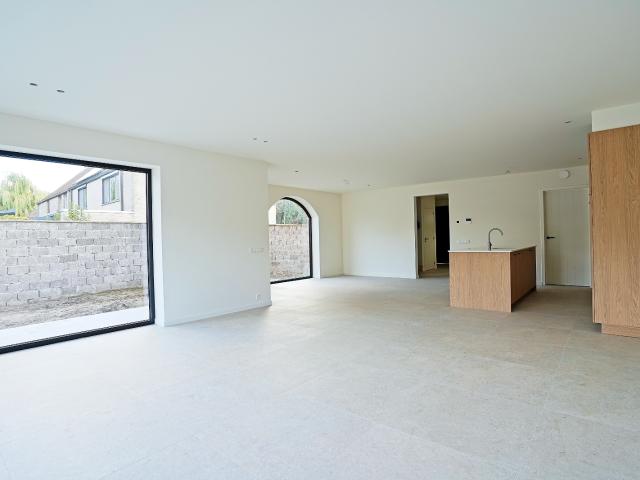 Ruime en moderne nieuwbouwwoning te huur in Klein Sinaai