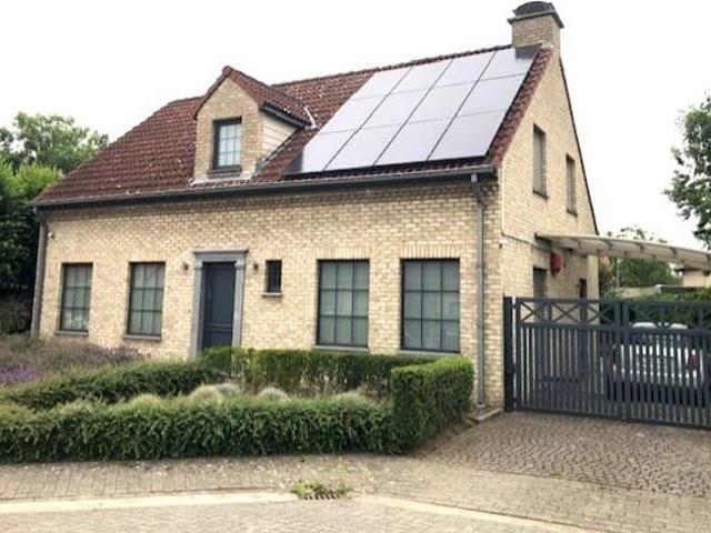 Ruime energiezuinige woning te huur op een rustige ligging