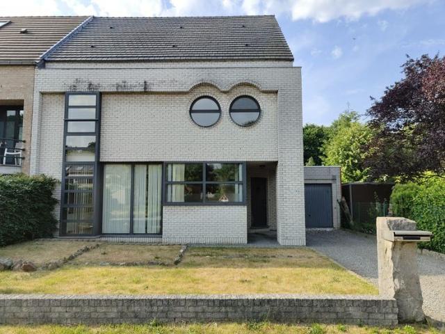 Ruime gezinswoning met terras, tuin en garage