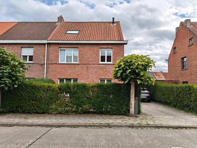 Ruime gezinswoning met 4 slaapkamers en tuin in Turnhout