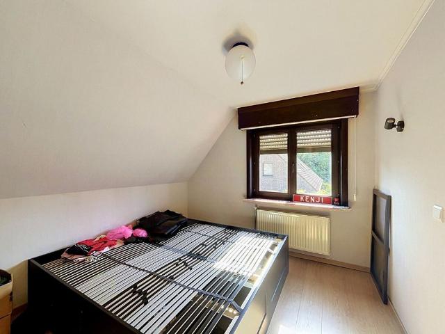 Ruime halfopen woning met 3 slaapkamers in centrum Aalter