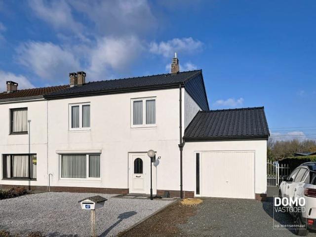 Ruime halfopen bebouwing te huur in Bilzen Hoeselt 122m²