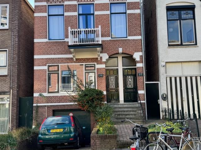 Ruime kamer in opkomend modekwartier