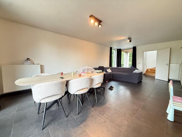 Ruime koppelwoning in Tielt!