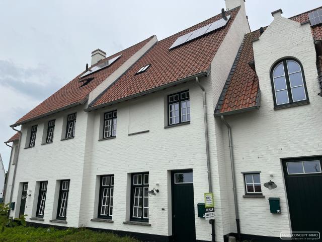 Ruime nieuwbouwwoning te huur in centrum Otegem