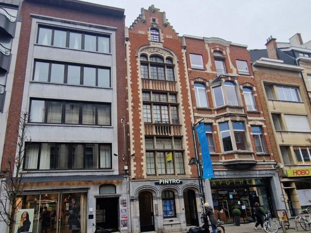 Ruime studio met eigen sanitair te hartje Leuven