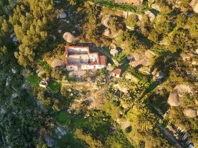 Ruin near Monchique with extra ordinary potential, stunning views