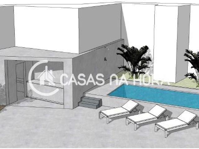 Ruína Urbana com Projeto Aprovado para Moradia T4+1 e Anexo Independente T0