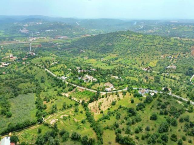 Ruína com projeto para 2 moradias T1 em Paderne | Albufeira