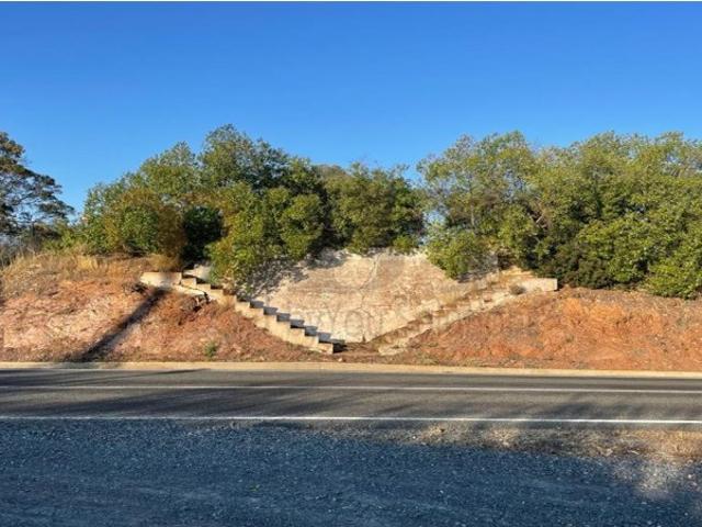 Ruina com terreno, Alcaria Ruiva, Mértola
