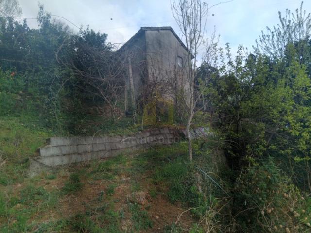 Ruína com Terreno em Ferral, Montalegre Vista Deslumbrante para a Barragem