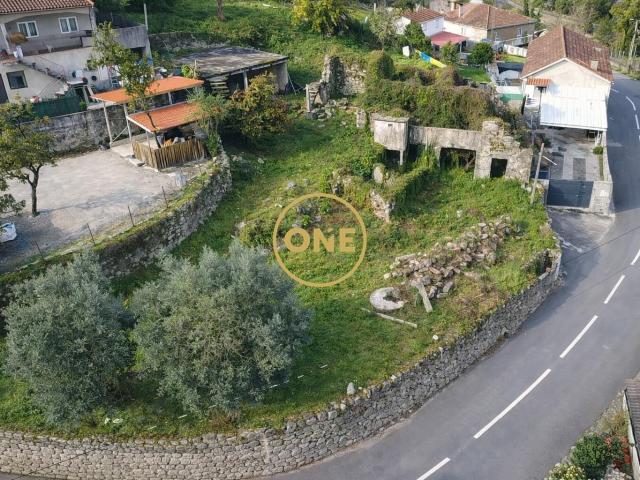 Ruina em Dossãos – Vila Verde