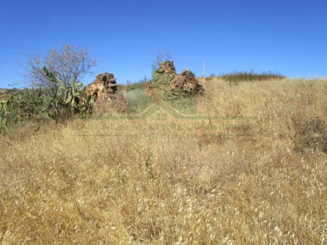 TERRENO MISTO DE 9160 M2 NO CONCELHO DE CASTRO MARIM