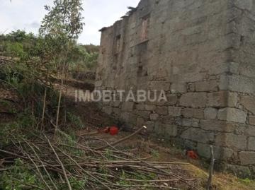 Ruína para reconstruir em totalidade