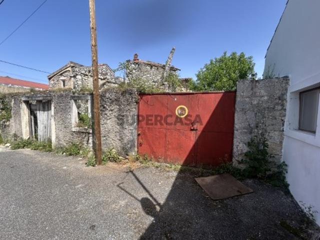 Ruína para recuperar com espaço exterior Vila do Paço, Torres Novas