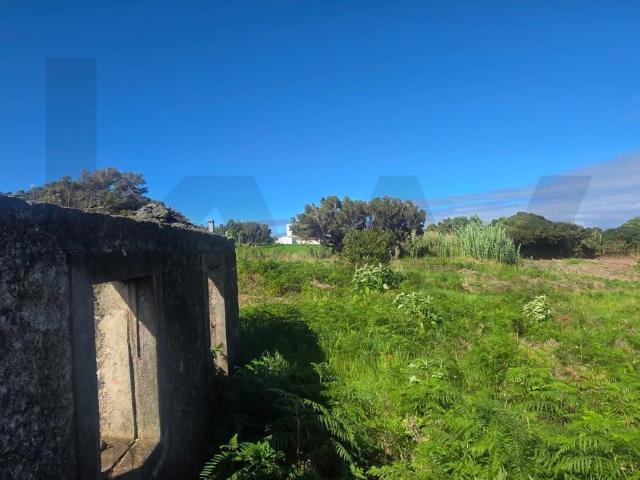 Ruínas com 1200 m2 de Terreno 40m² Achadas Da Cruz