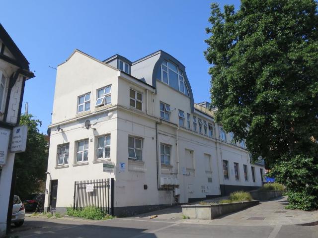 Ruislip Road East, Greenford UB6, 2 bed flat to rent, £1,580 pcm | PrimeLocation