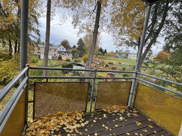 Ruppertsgrün, 2 Zi. Whg. mit Balkon,Einbauküche, Lift, Bad mit ebenerdiger Dusche
