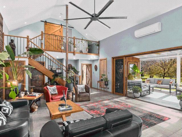 Rural Cottage with Expansive Living & Country Outlooks – Exeter