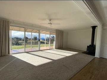 Jindabyne, Snowy River, Victoria - Balcony