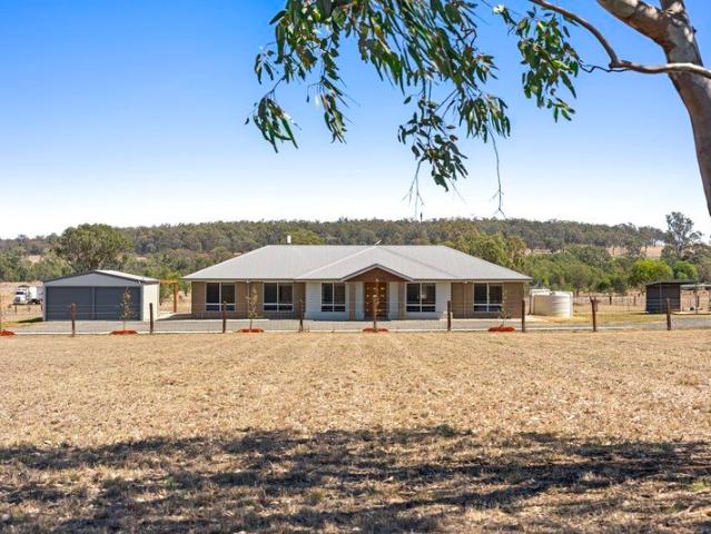 Rural Lifestyle Living on a Spacious Acreage Property