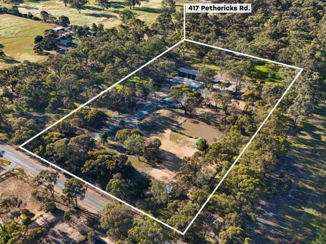 Rural Lifestyle Living with Exceptional Shedding & Versatile Accommodation