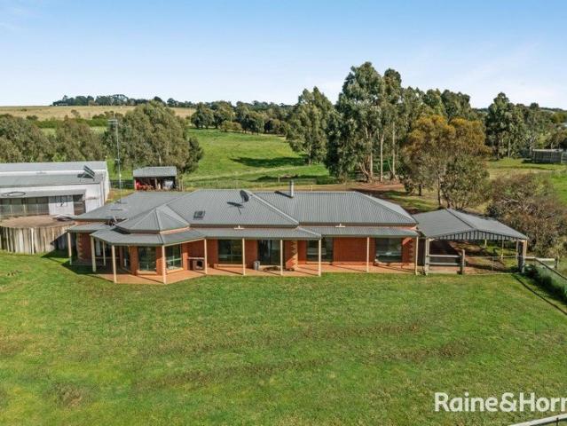 Rural Lifestyle, Space & Endless Possibilities 78.5 acres approx