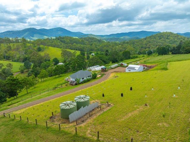Rural Lifestyle / Private / Views / Mary Valley
