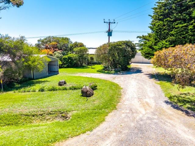Rural Lifestyle Property on 4.0ha with Stunning Fleurieu Views Established Family Home | Approved Land Division | Outstanding Rural Outlook |