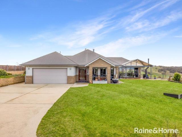 RURAL LIFESTYLE WITH INCREDIBLE VIEWS