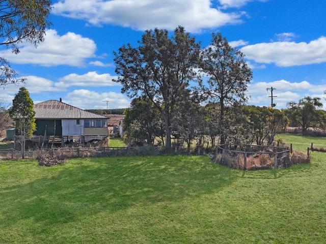 Rural Lifestyle, Town Convenience 3 Bedroom Home on 4.0 Acres