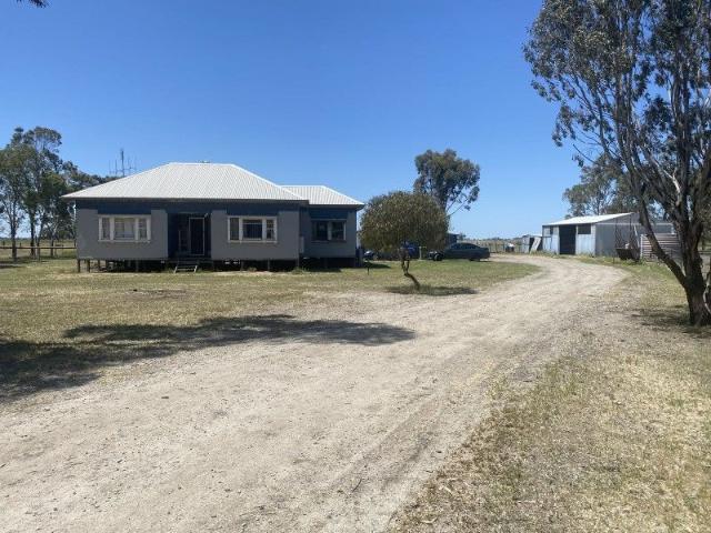 Rural Lifestyle only 14KM From Town