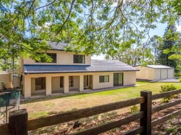 Rural Living Just Minutes to the CBD