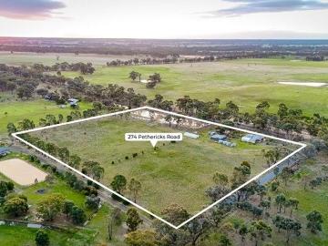 Rural Living on 12 Acres